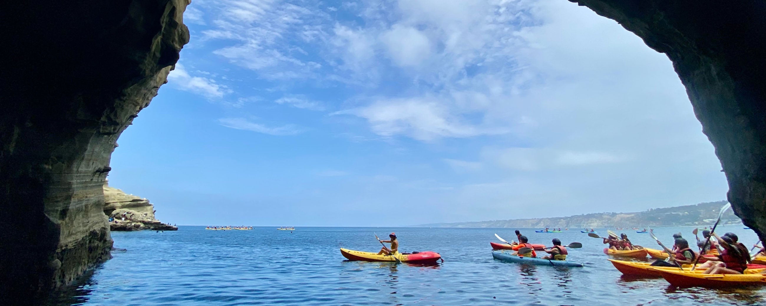 Kayaking tour through Seven Sea Caves in La Jolla, San Diego with Everyday California.